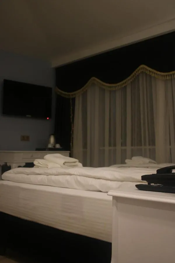Boss To Hotel Taksim Istanbul Turkiet