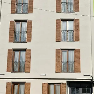  Ξενοδοχείο Sareban